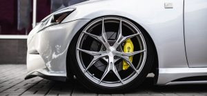 The Evolution of Auto Repair: From Wrenches to Smart Tools